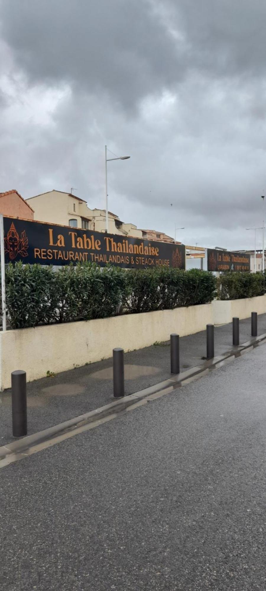 Hotel Restaurant Calypso Fos-sur-Mer Buitenkant foto