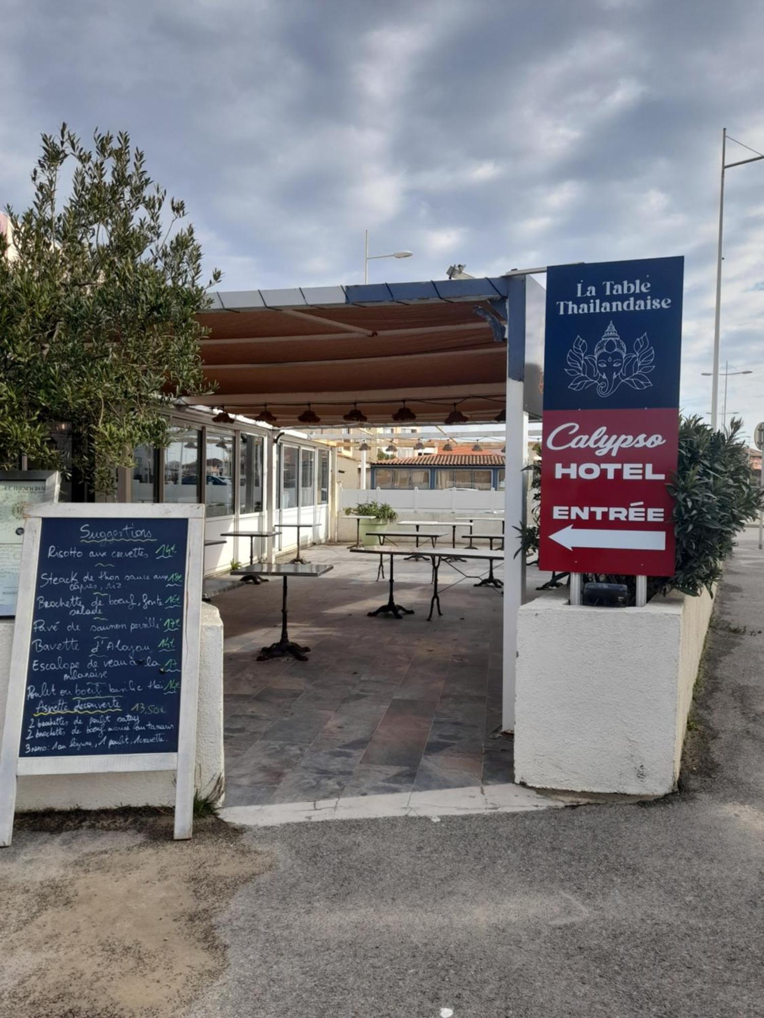 Hotel Restaurant Calypso Fos-sur-Mer Buitenkant foto